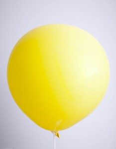 Ballons Jaune Pastel 24